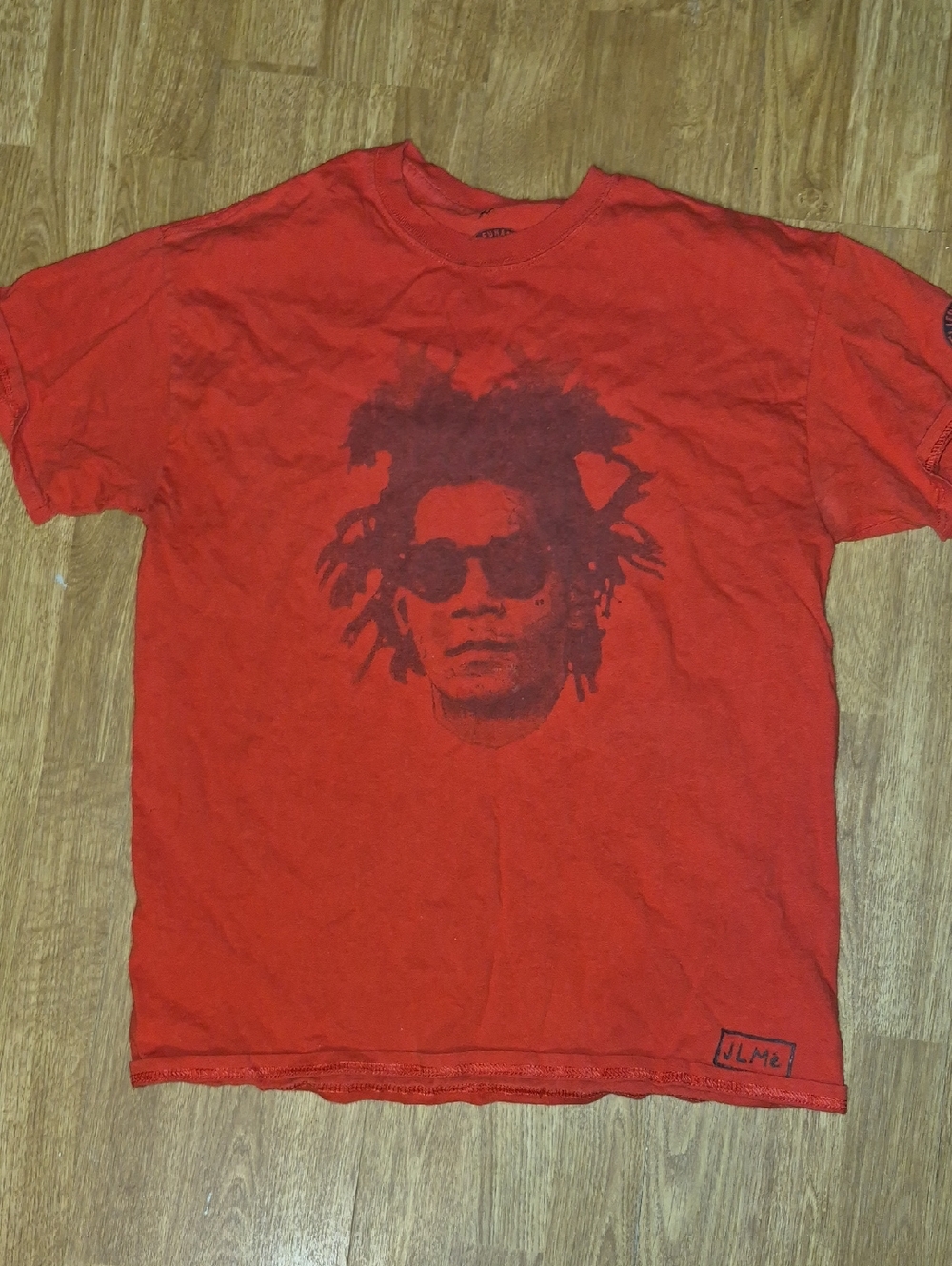 Basquiat Red Graphic Short Sleeve Men's T-Shirt - Artist Portrait Size M - Picture 1 of 2